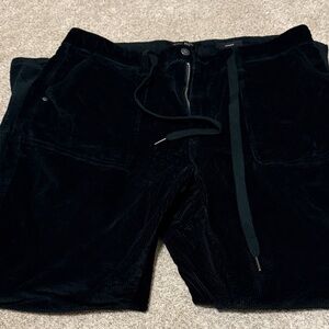 Judy Blue Womens Dark Green Corduroy joggers